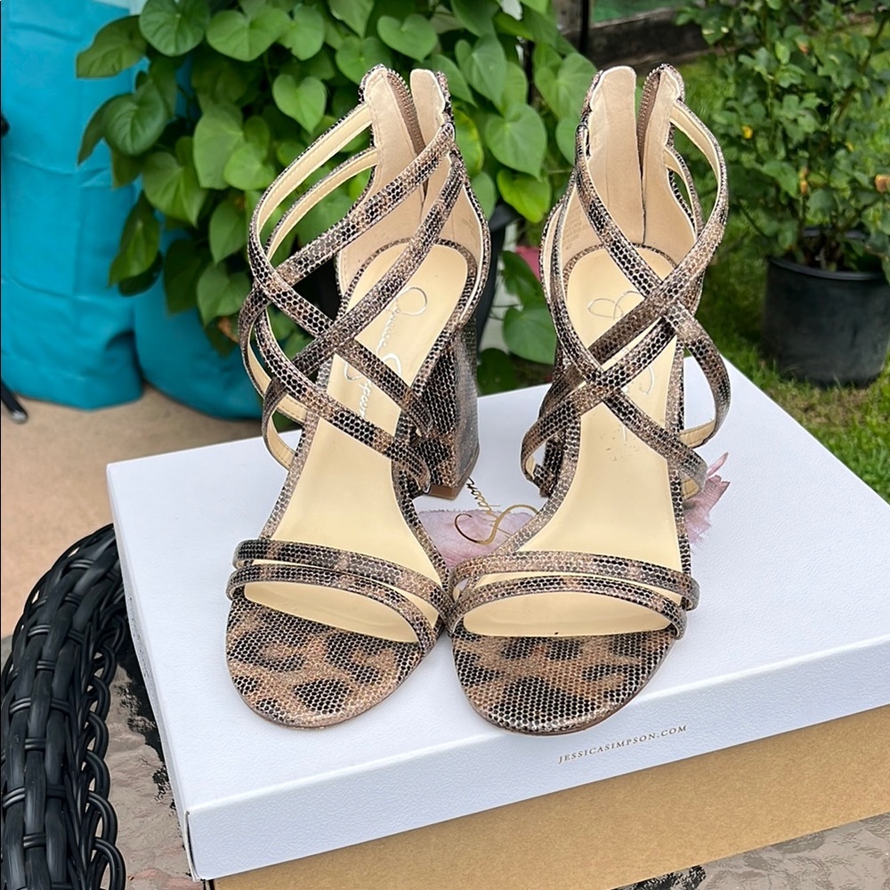 Jessica Simpson Brown Heels Strappy Sophisticated
